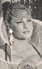  Eveline Eyfel dans La duchesse d'Avila