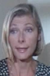  Martyne Visciano dans Une famille formidable : Les parents disjonctent