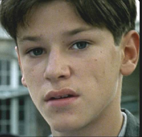  Gaspard Ulliel dans Julien l'apprenti