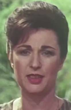 Rachel Salik dans Le berger des abeilles