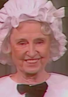  Raymonde Vattier dans Le colonel Chabert