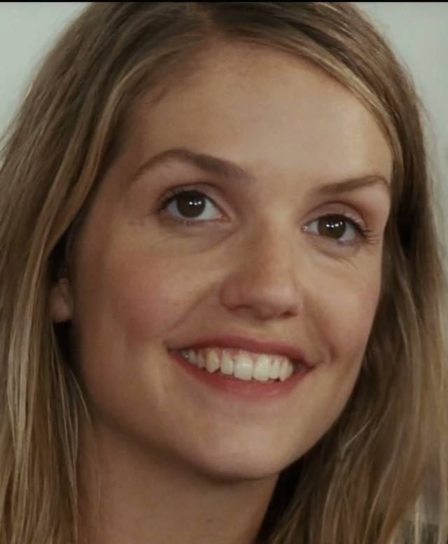  Laurence Arn dans L'amour, c'est mieux  deux