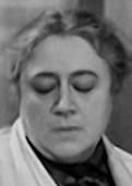  Mady Berry dans Jeunes filles de Paris