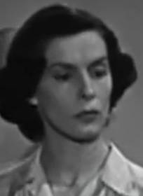  Paulette Elambert dans Amour et compagnie