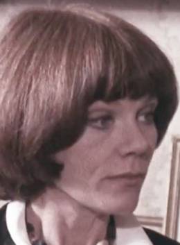  Eva Simonet dans Madame ex
