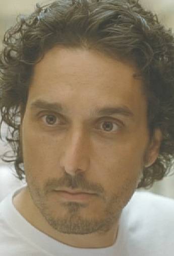  Vincent Elbaz dans Tellement proches