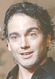  Matthieu Boujenah dans Tellement proches