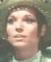  Elsa Martinelli dans OSS 117 prend des vacances