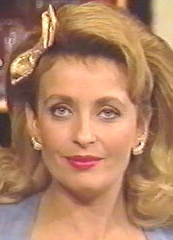  Juliette Degenne dans Darling chrie