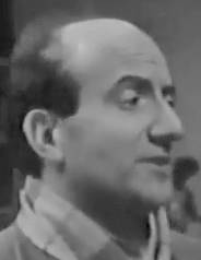  Olivier Hussenot dans Les amours finissent  l'aube