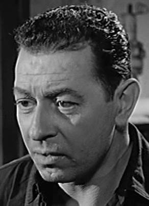  Pierre Collet dans Le fauve est lch