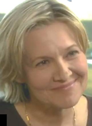  Anne Aor dans Ne meurs pas