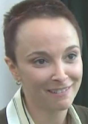  Ariane Carletti dans Ne meurs pas