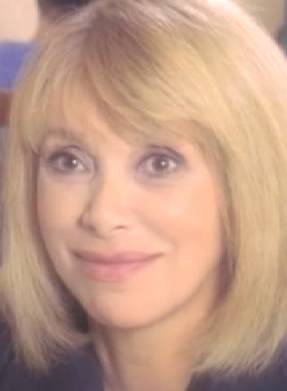  Mireille Darc dans Ni vue ni connue