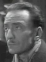  Jean Mercure dans Le parfum de la dame en noir