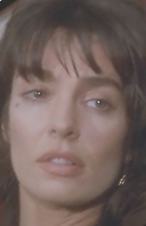  Anne Parillaud dans Passage  l'acte
