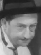  Jacques Tarride dans Une femme dans la nuit