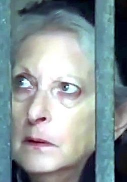  Micha Bayard dans Dombais et fils