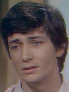  Philippe Etesse dans Le petit thtre du dimanche : L'habit vert