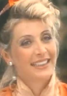  Karine Belly dans Les Aventuriers des mers du Sud